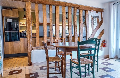 Danestal House | Maison de Charme - Piscine Chauffée - 8 Personnes