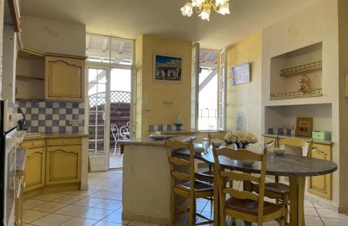 Pierrefitte-sur-Loire House | Maison de famille au cœur du Bourbonnais, 18ème siècle, charme et confort, proche loisirs et commerces - FR-1-489-387