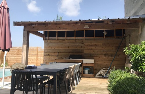 Epargnes House | Maison de Famille au Charme Charentais - Piscine et Calme