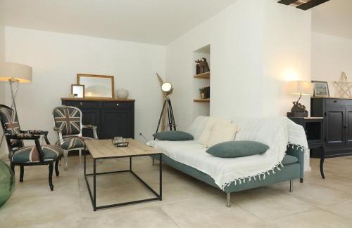 Courteuil House | Maison de famille