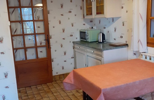 Saint-Martin-Labouval House | Maison de Campagne, Rivière Lot au Fond du Jardin, Randonnées