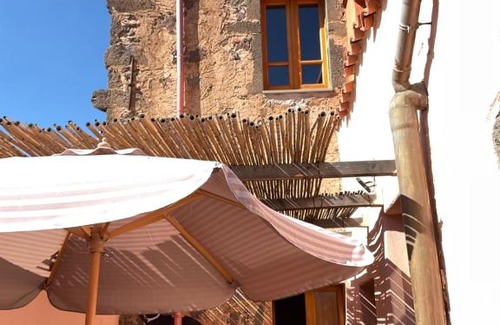 Narbolia House | Maison de l artiste Zangs