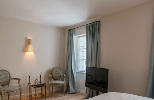 Old Town House | Maison de la Citadelle - Luxurious 2-bedroom town house in the heart of Saint-Tropez