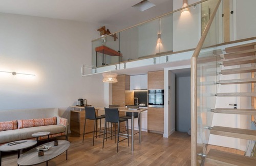 Old Town House | Maison de la Citadelle - Luxurious 2-bedroom town house in the heart of Saint-Tropez