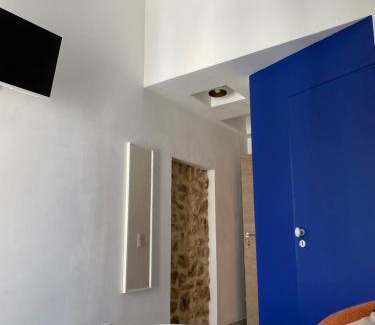 Leucate House | Maison de la Place, chambre Célestine et Alphonsine