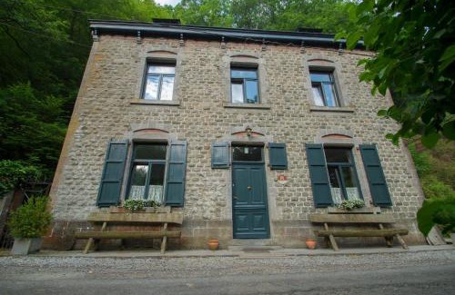 Awagne House | Maison de la Vallee