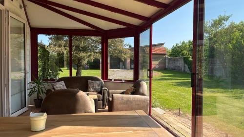 Feuquieres-en-Vimeu Villa | Maison de maître. Calme, WIFI, Cour fermée.