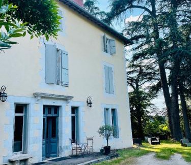 Astaffort House | Maison De Maître Parc et Piscine