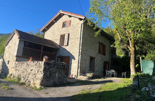 Erce House | Maison de Montagne Atypique Dans le Haut Couserans