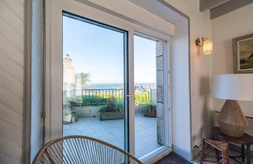 Loguivy House | Maison de pecheurs avec vue sur mer et Brehat