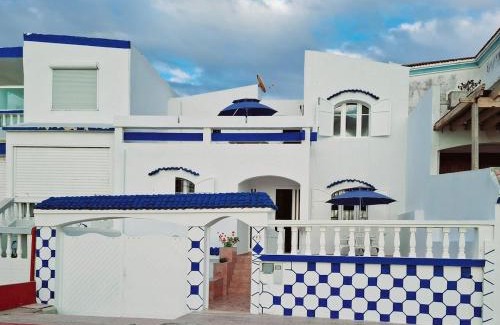 Sidi Abed House | Maison de plage pied dans l'eau pour familles