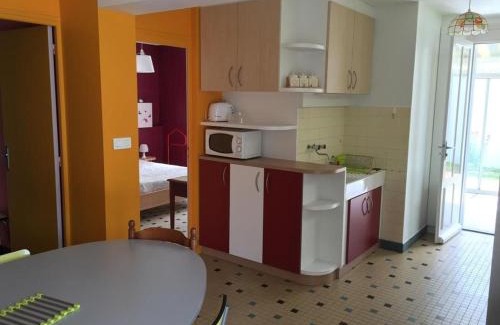 La Remigeasse House | Maison de Plain-Pied à 700m de la Plage avec Jardin Privé, BBQ, et Parking – 6 Couchages - FR-1-246A-319