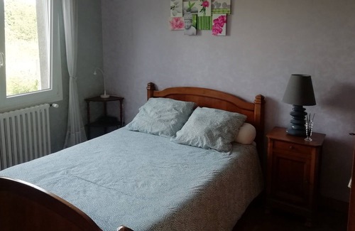 Saint-Thegonnec Loc-Eguiner House | Maison de retrouvailles, between sea and countryside in the land of parish enclosures