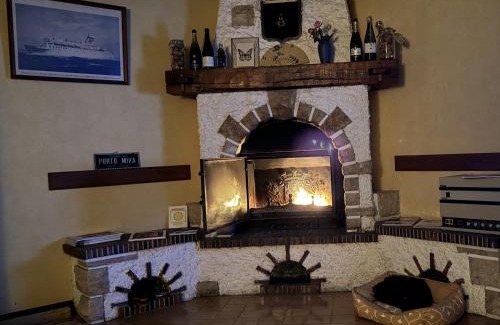 Courban House | Maison De Roxy