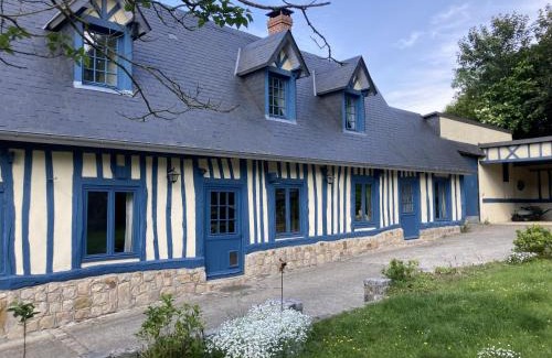 Saint-Pierre-le-Viger House | Maison de Suzon