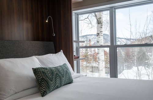 L'Anse-Saint-Jean Hotel | Maison de Vébron