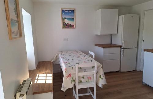 Plourin Apartment | Maison de vacances à 10 minutes des plages de Porspoder