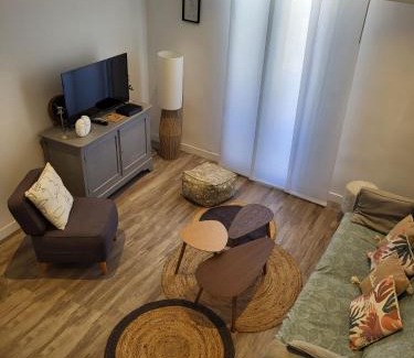 Thuir House | Maison de Vacances 2 Chambres avec rooftop