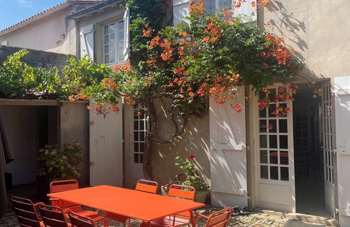 La Couarde-sur-Mer House | Maison de Village, La Couarde sur Mer, 10 Personnes