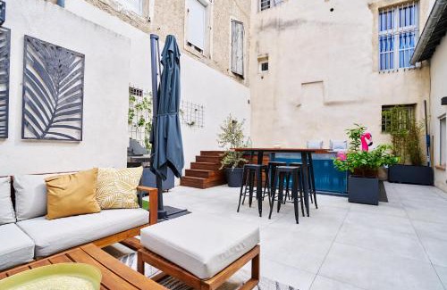 Morieres-les-Avignon House | Maison de ville moderne climatisée avec piscine