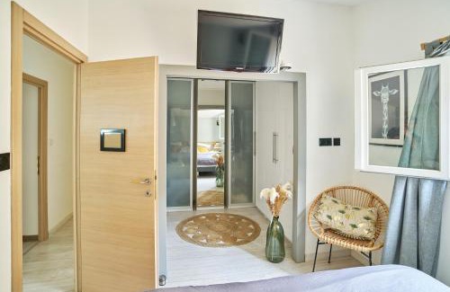 Morieres-les-Avignon House | Maison de ville moderne climatisée avec piscine