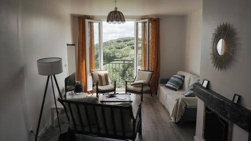 Saint-Andre-la-Cote House | Maison de village - Font Bénite