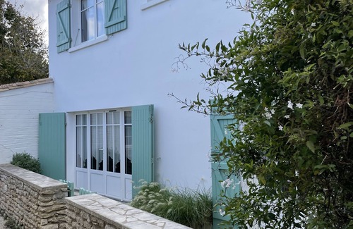 Les Portes-en-Re House | Maison de Village au Coeur du Village des Portes en Ré