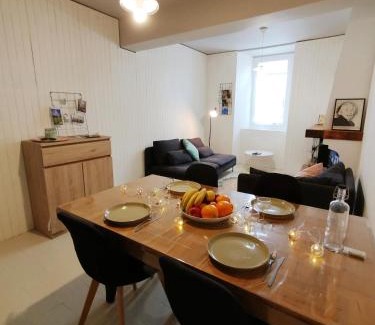Montgaillard Apartment | Maison de village centre Ariège proche Foix