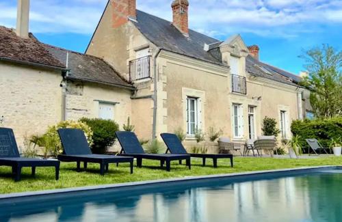 Tavant House | Maison de village sud Touraine avec piscine proche Chinon Azay
