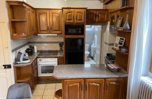 Chablis Apartment | Maison de ville avec parking gratuit