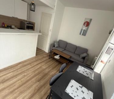 Grand-Couronne House | Maison de ville cosy pour 4 personnes