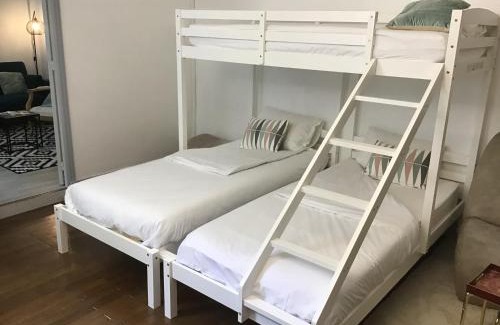 Saumur Apartment | Maison de ville cosy Saumur avec Cour A 5 min à pied centre