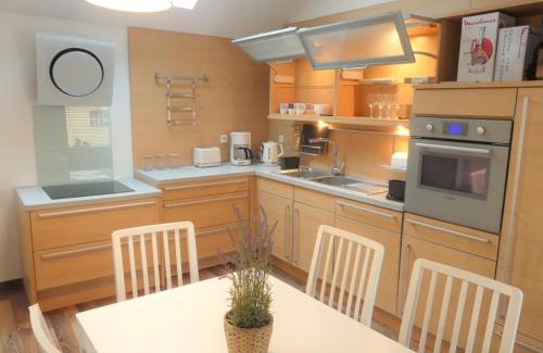 Belfort House | Maison de ville, fibre et Netflix