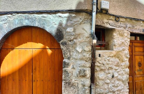 Buis-les-Baronnies House | Maison de ville 10 p. centre Buis les Baronnies