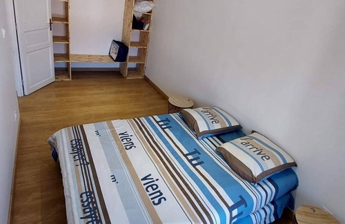 Sury-le-Comtal House | Maison de Ville Dans Residence Privée