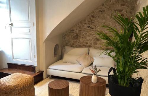 La Falaise Apartment | Maison de ville-idéale pour les déplacements pros-35min Paris-versailles-Giverny-