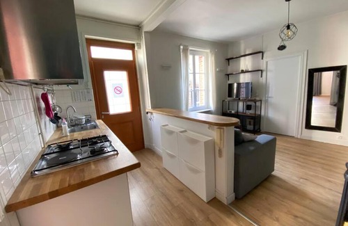 Chateaudun-Bannier House | Maison de ville Orléans dans le Quartier Dunois avec parking privatif