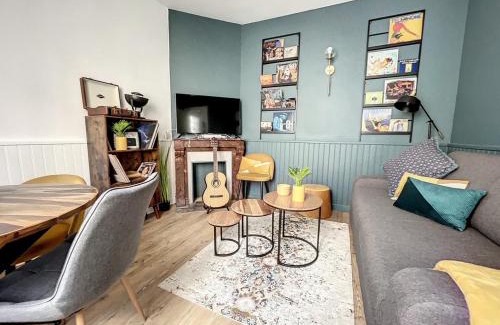 Groslay Apartment | Maison de ville - Paris en 15 mn ! - 4 pers- 1 bébé - Vintage & Music !