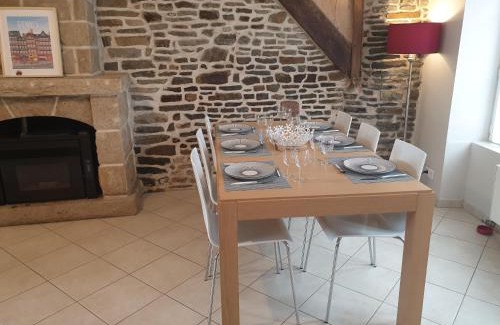 Pontorson House | Maison de ville située à 8 kms du Mont St Michel