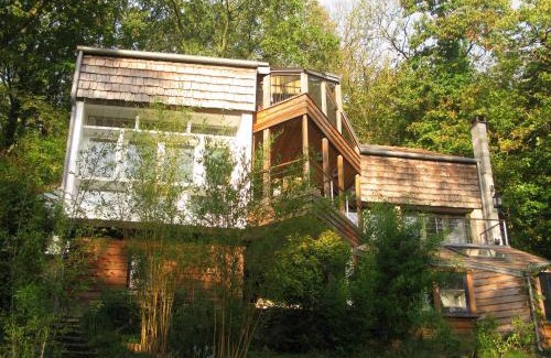 Bievres Bed & Breakfast | Maison des Bois