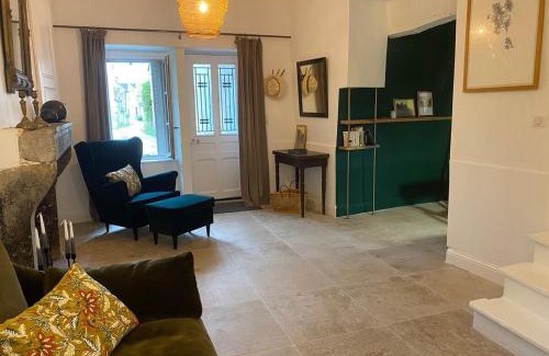 Noyers-sur-Serein House | Maison des Gardes in Noyers-sur-Serein