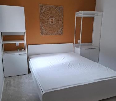 Ucel Villa | Maison des libellules de dugradus
