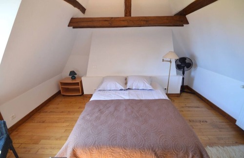 Hautefort Cottage | Maison des Pres | House in the Meadow