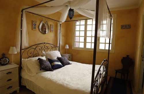 Premian Bed & Breakfast | Maison des Rêves-as seen on House Hunters International! 1-3 bedrooms ensuite