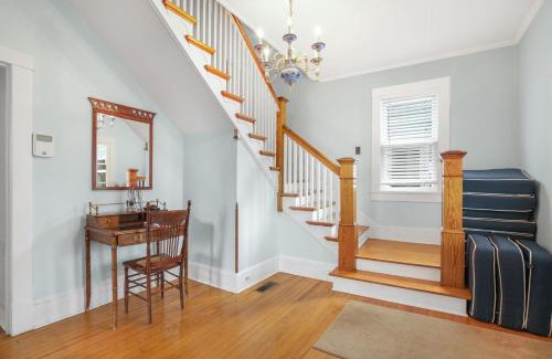 Cape Charles House | Maison des Reves - Historic charm in the heart of Downtown!