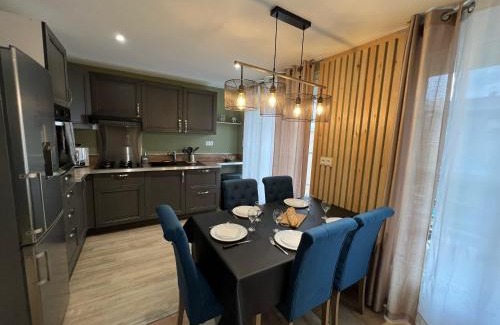 Saint-Omer House | Maison des Sens