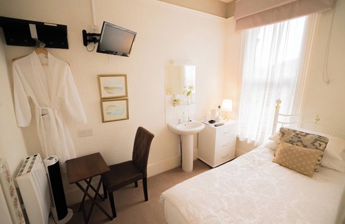 Dover House | Maison Dieu Guest House