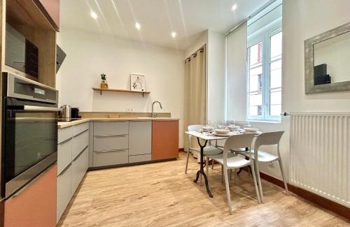 Quartier Chorier-Berriat Apartment | Maison Dormoy, appartement 2 Chambre - Gare - Centre ville