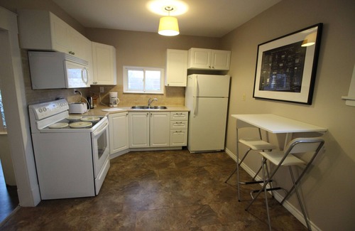Niagara Falls House | ♥ Maison Doucet Property | New Standard Rental | Niagara Falls ♥