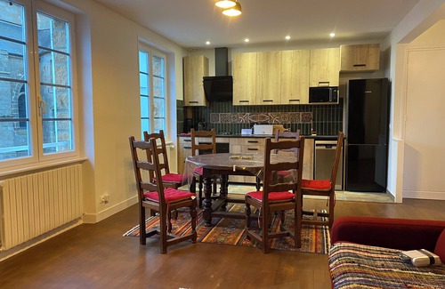 Granville Apartment | Maison du Cap Lihou, Duplex au 1er et 2ème Étage Mansardé D'une Maison de Ville